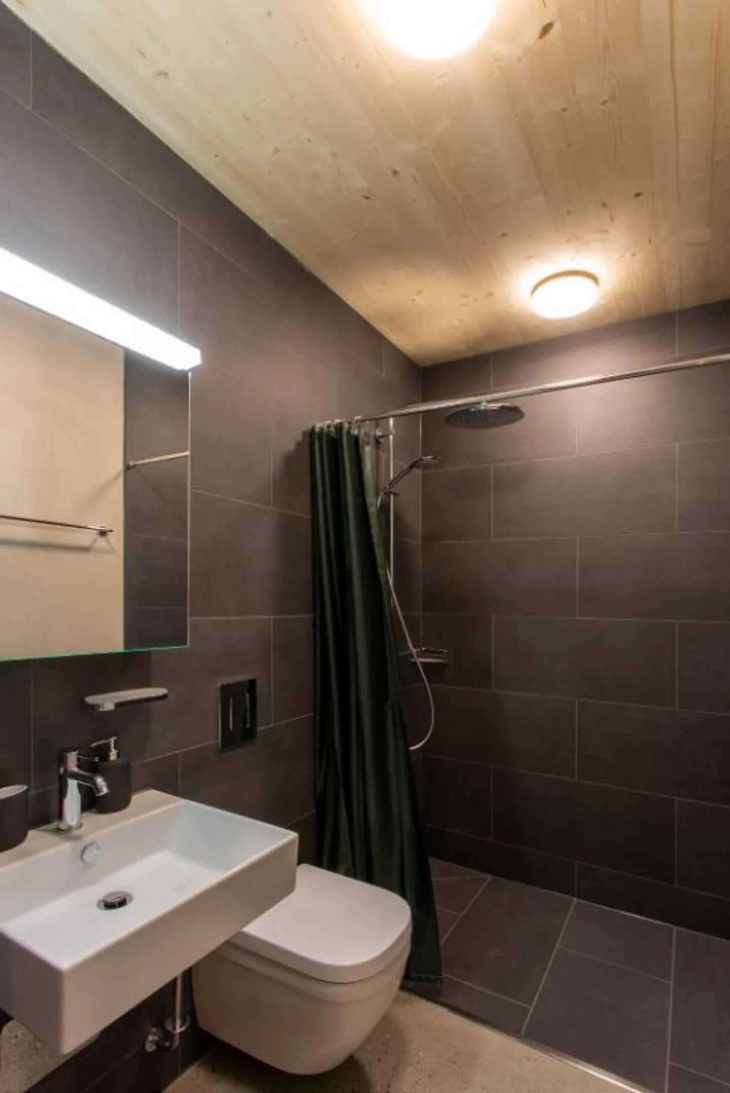 Studio for rent - Photo 5 of 6