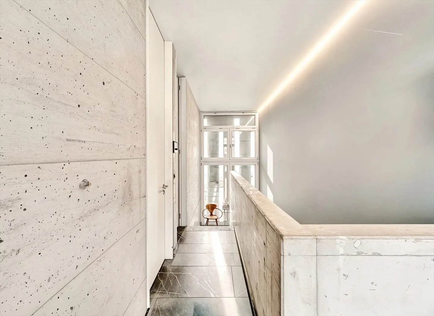 Elegance, Modernity and Privileged Location! - Photo 7 of 12