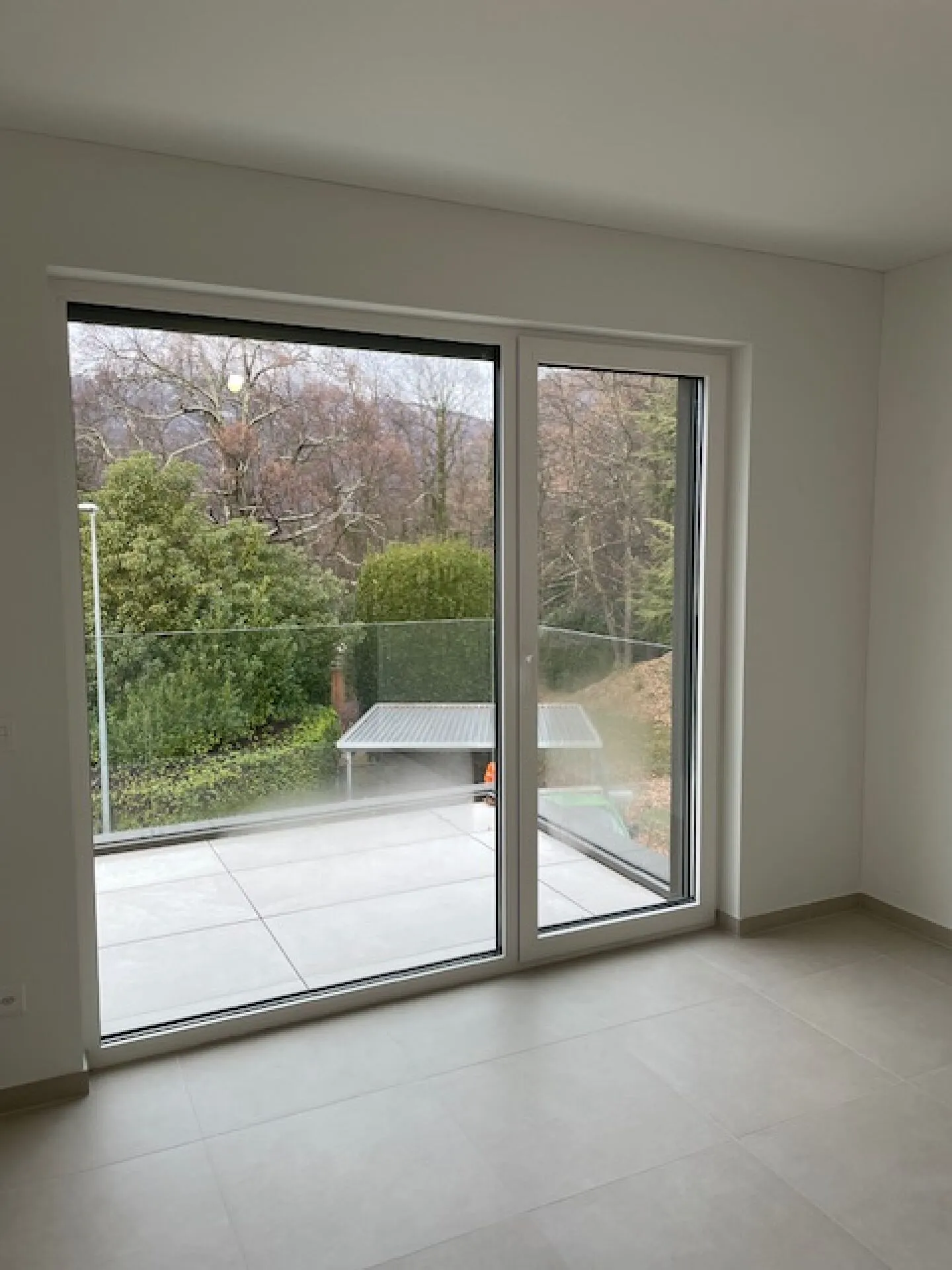 Affittiamo un bell'appartamento di 2,5 stanze con giardino - Foto 16 di 22