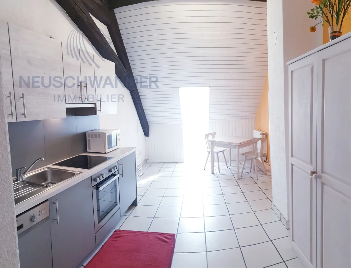 Avec 20 places de parc bâtiment de renom entièrement loué - Photo 10 sur 32