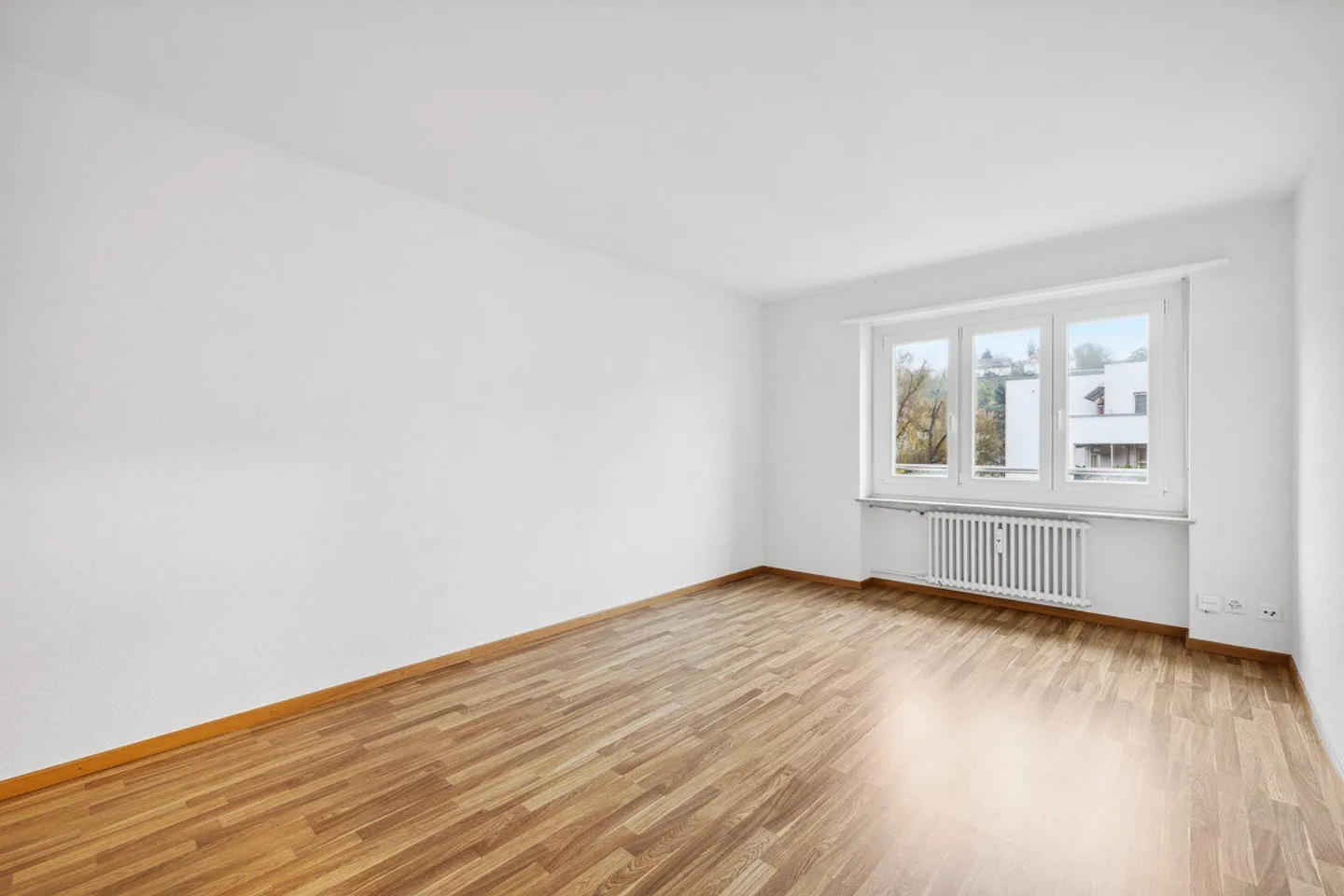 Charming 1.5-room apartment on the ground floor – Urban living in 4053 Basel - Photo 3 of 5