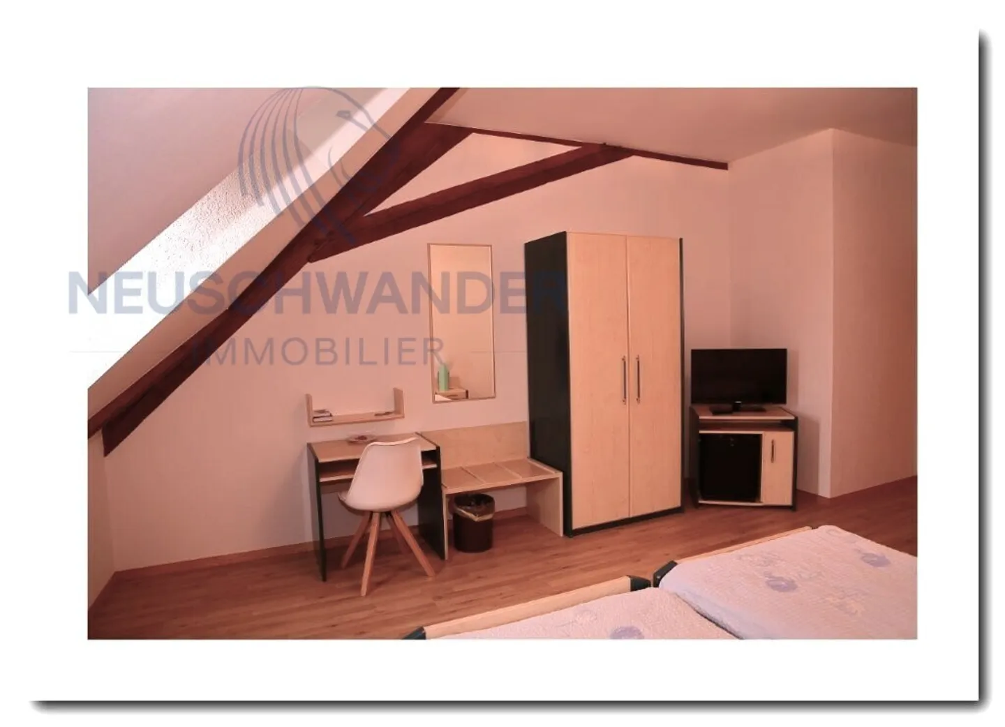 Avec 20 places de parc bâtiment de renom entièrement loué - Photo 29 sur 32