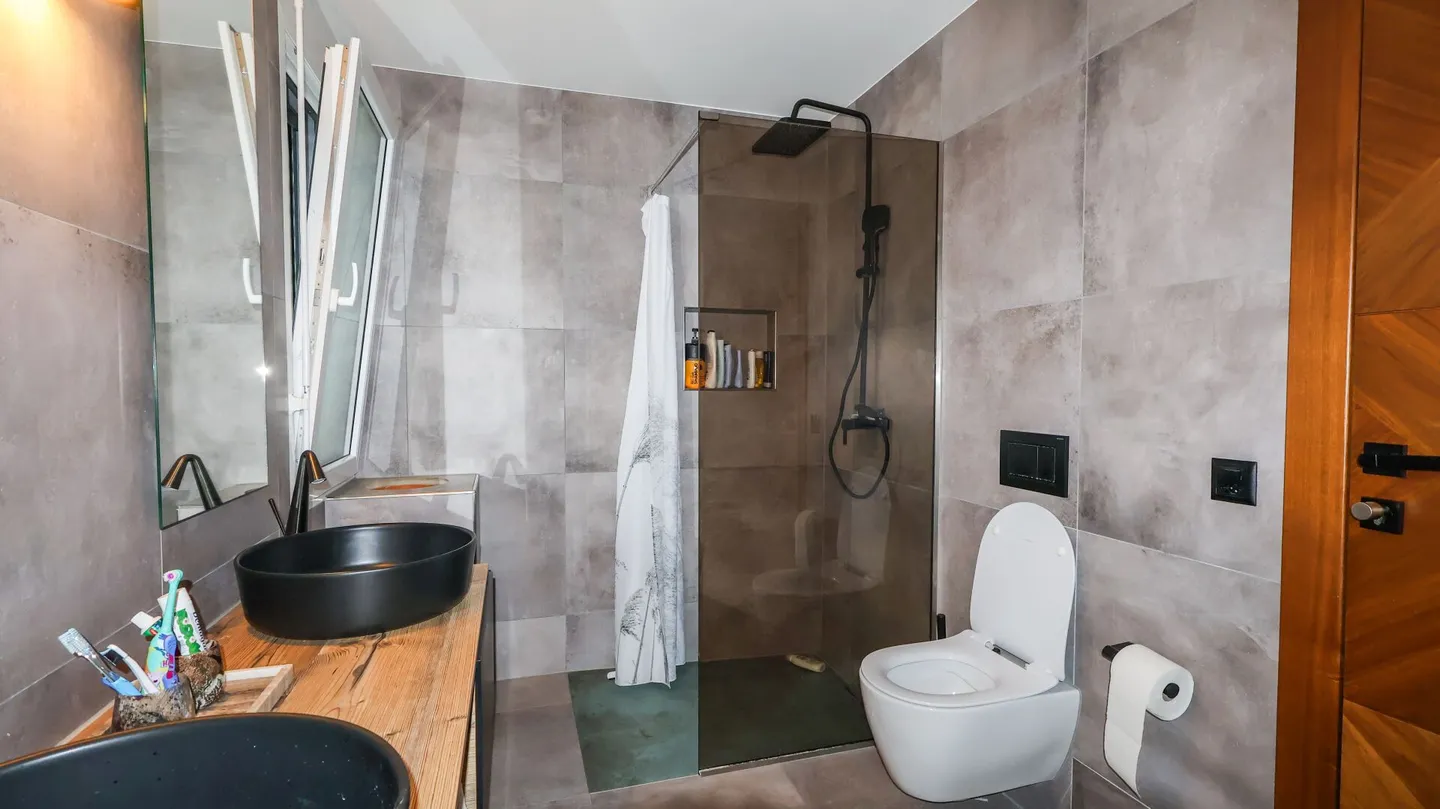 Villa in stile moderno - 4½ camere, piscina riscaldata e terrazza panoramica - Foto 10 di 13