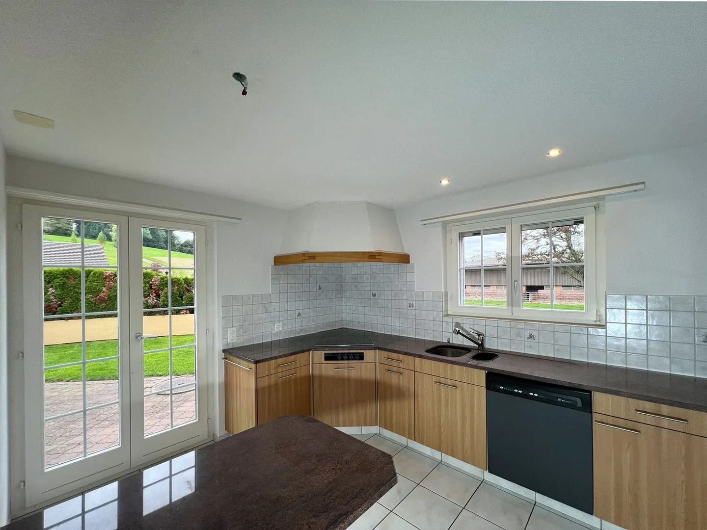 5.5 Room - Single Family House in a Quiet Sunny Location - Photo 9 of 29