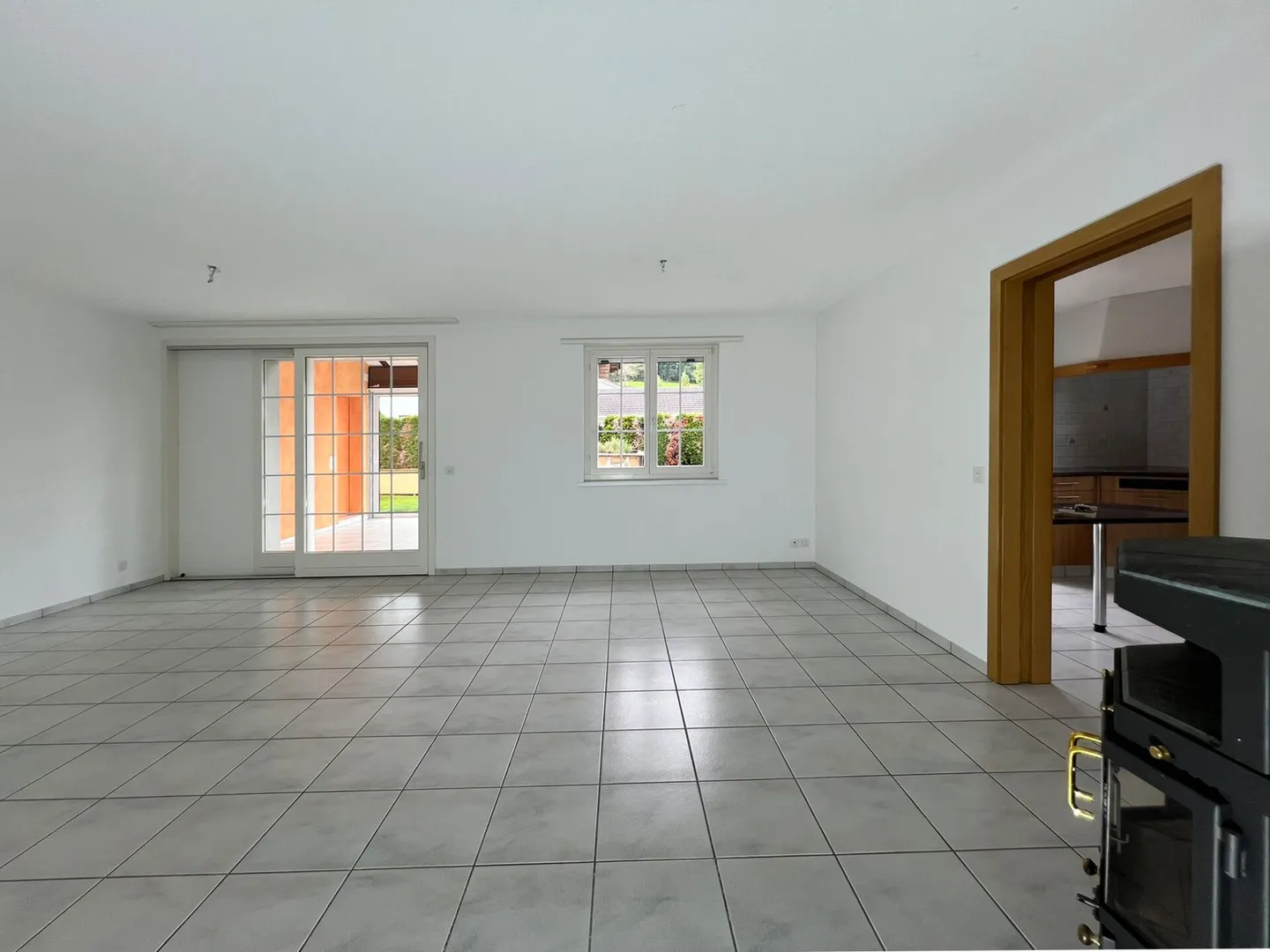 5.5 Room - Single Family House in a Quiet Sunny Location - Photo 11 of 29