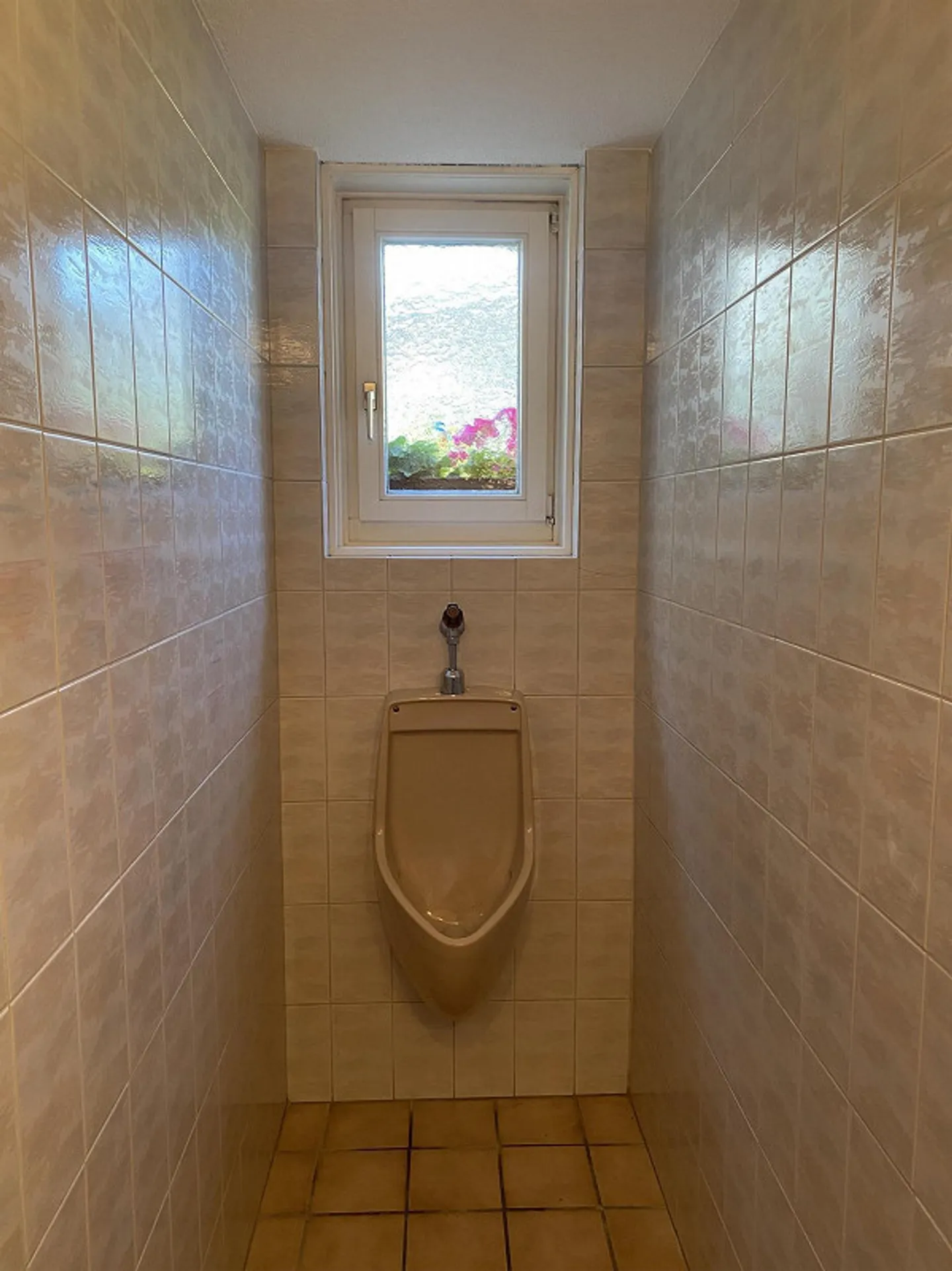 Hobbyraum / Lagerraum im Erdgeschoss - Foto 9 von 10