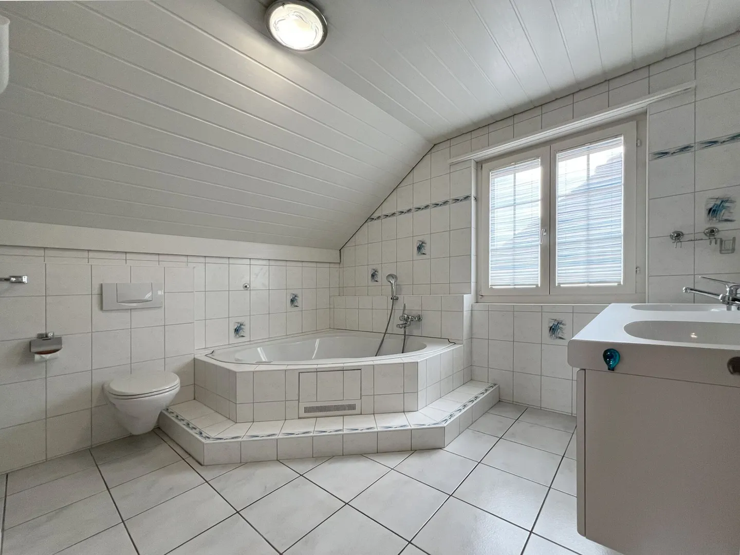 5.5 Room - Single Family House in a Quiet Sunny Location - Photo 22 of 29