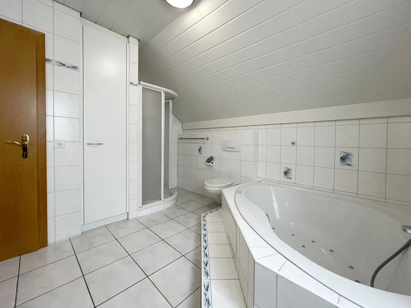 5.5 Room - Single Family House in a Quiet Sunny Location - Photo 23 of 29