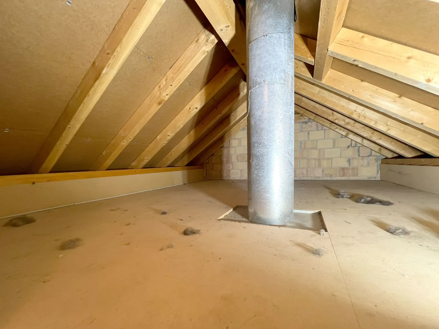 5.5 Room - Single Family House in a Quiet Sunny Location - Photo 25 of 29