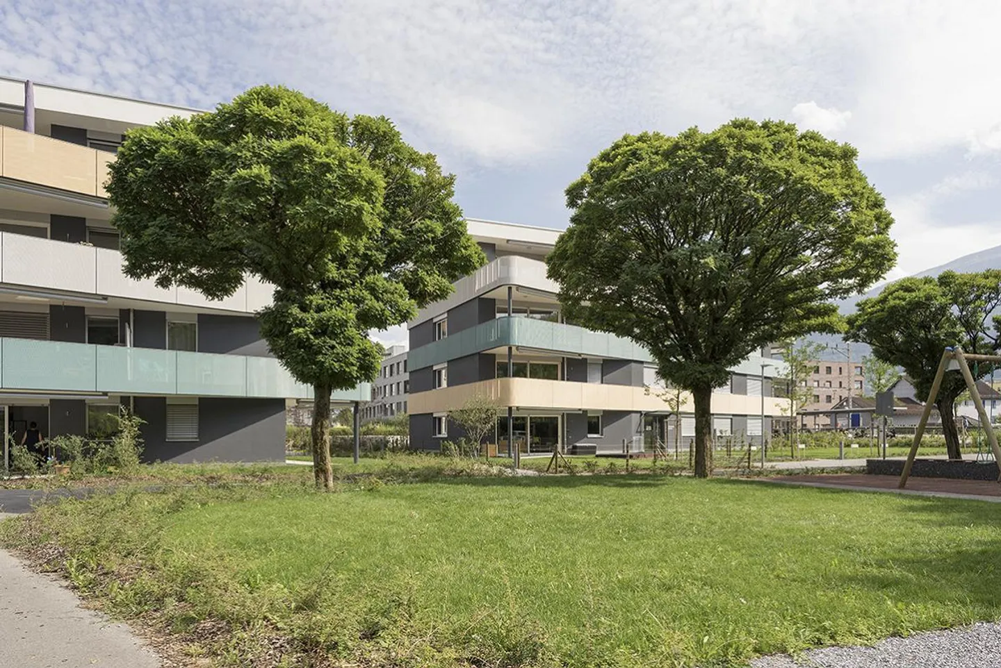 Exclusive 3.5-room penthouse apartment directly at Sargans train station - Photo 1 of 10