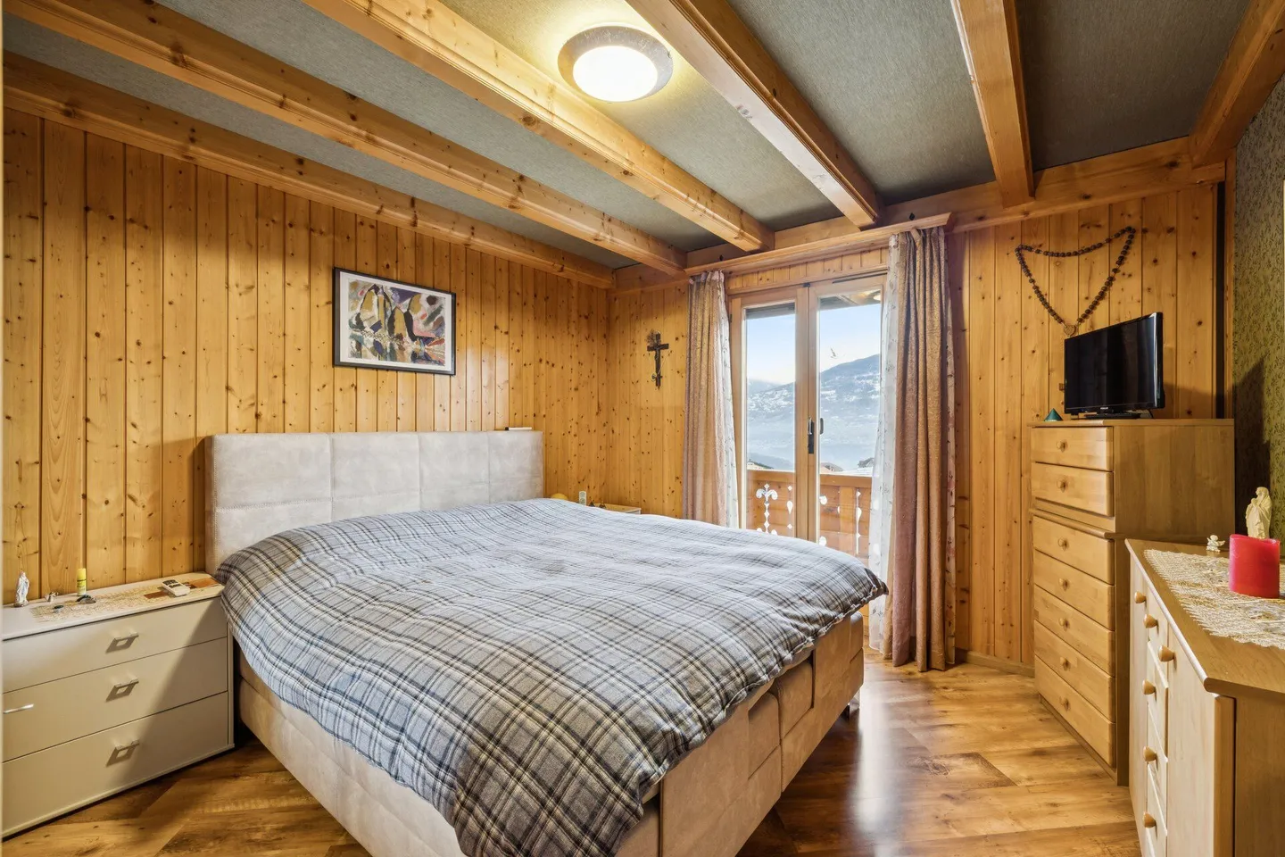 Charming family chalet with professional potential in Erde - Photo 6 of 10