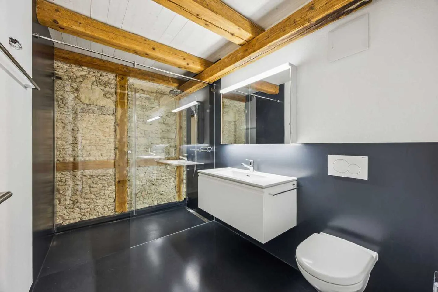 Penthouse exclusif de 5,5 pièces avec charme - Photo 9 sur 13
