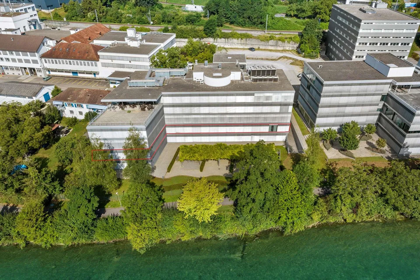 Excellentes surfaces de bureau directement sur les rives du Rhin - Photo 14 sur 21