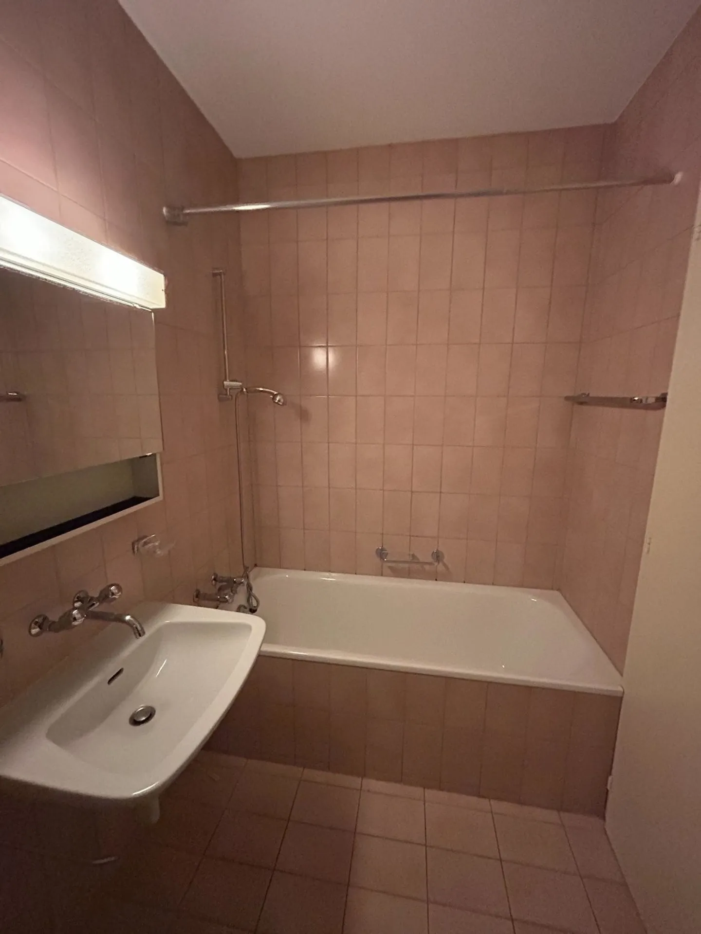 Appartement 4 pièces au cœur de la ville - Photo 3 sur 11