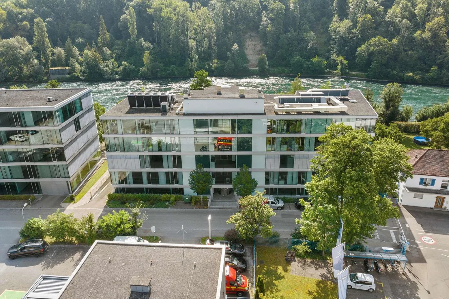 Excellentes surfaces de bureau directement sur les rives du Rhin - Photo 16 sur 21