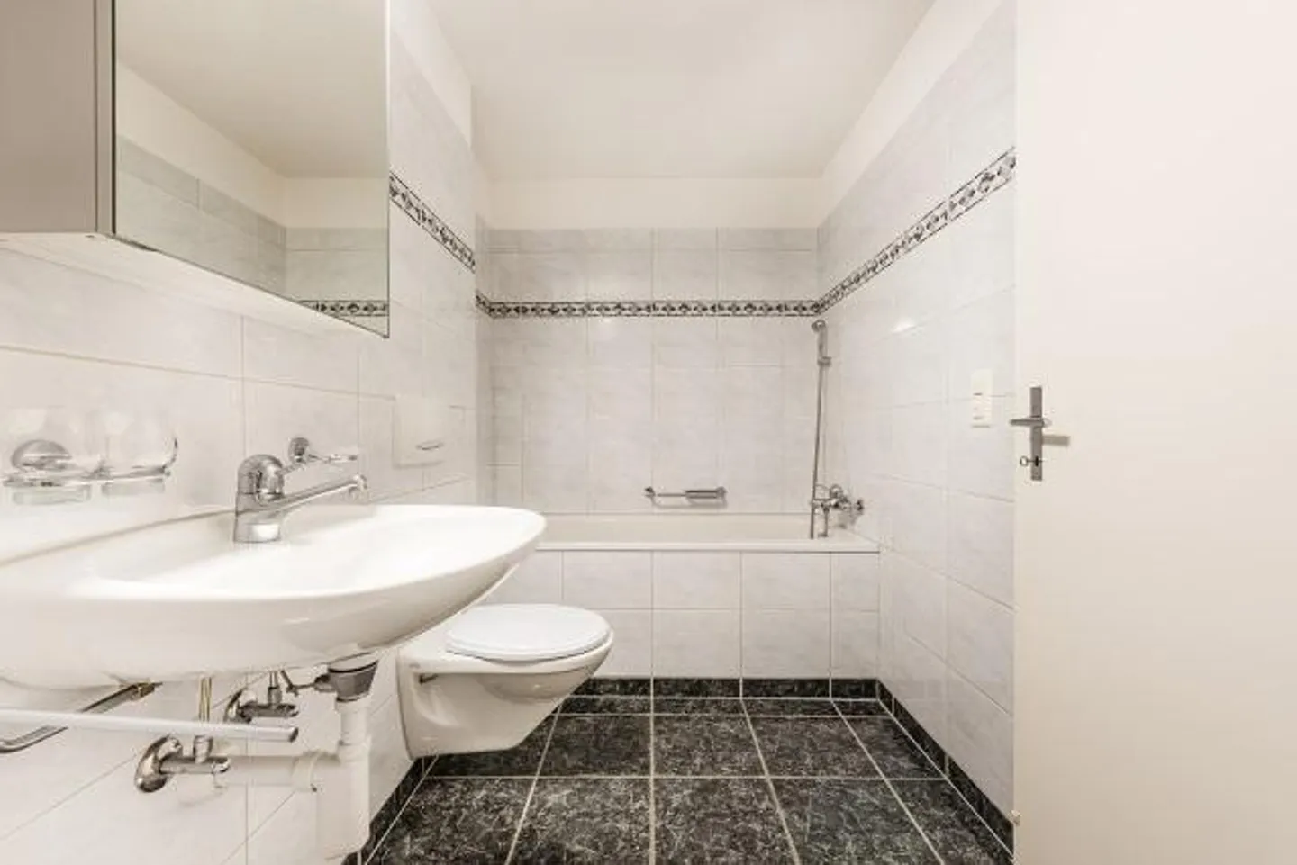 4.5 Room Apartment in Flums - Photo 3 of 13