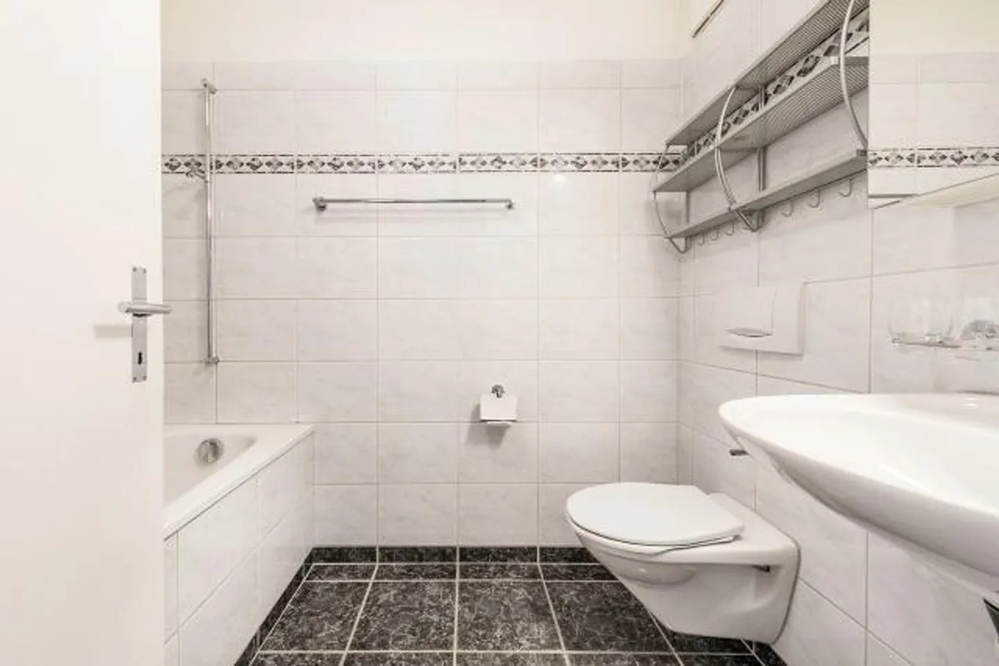 4.5 Room Apartment in Flums - Photo 6 of 13