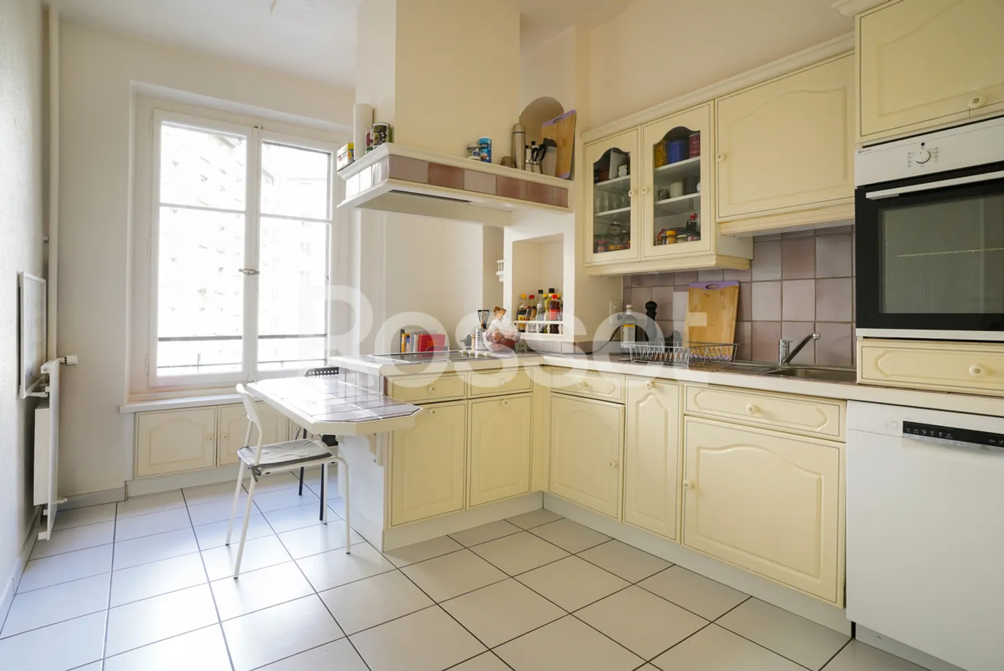 Charmant Appartement à Plainpalais - Photo 3 sur 7