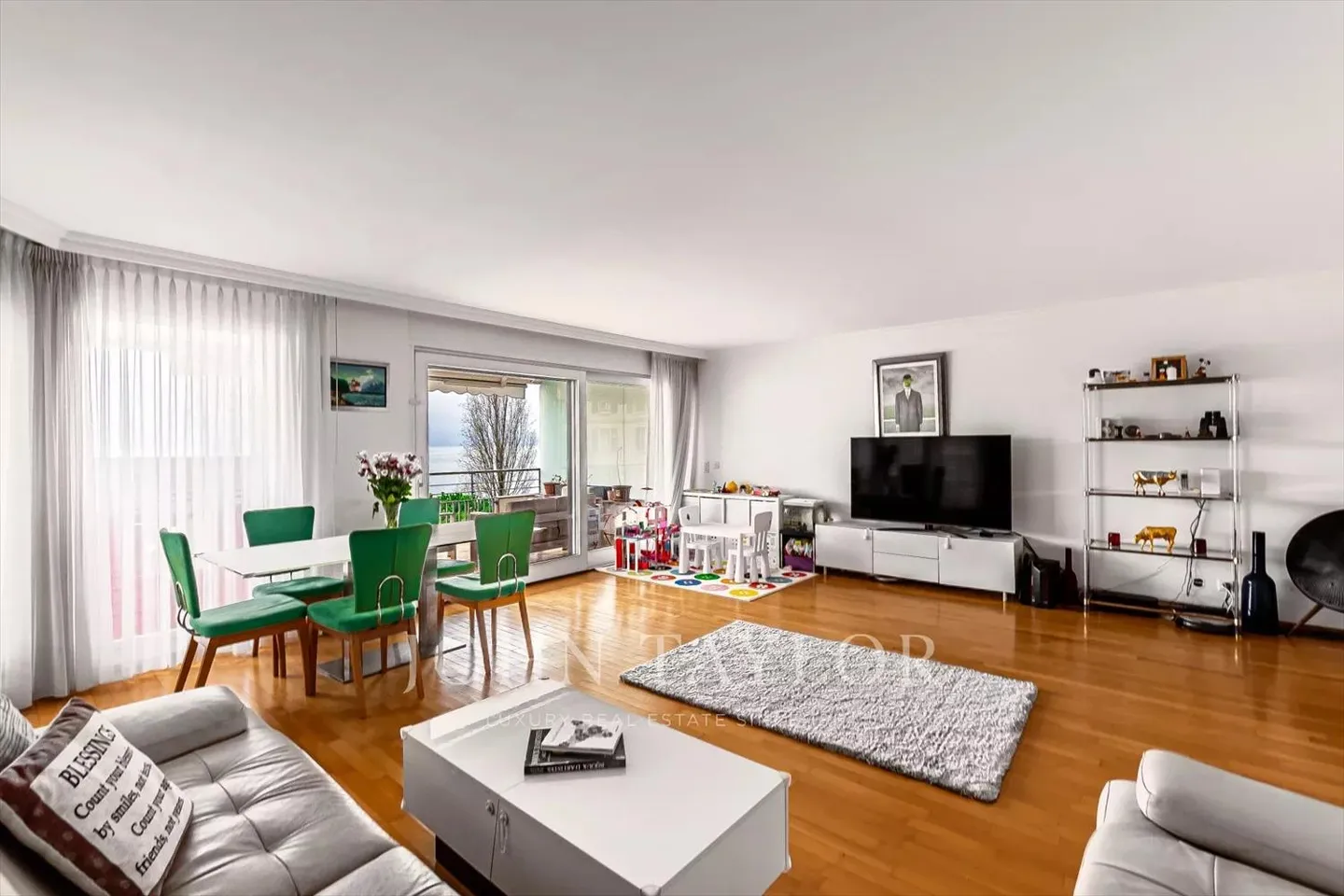 Superb  lakefront apartment - Foto 3 von 10