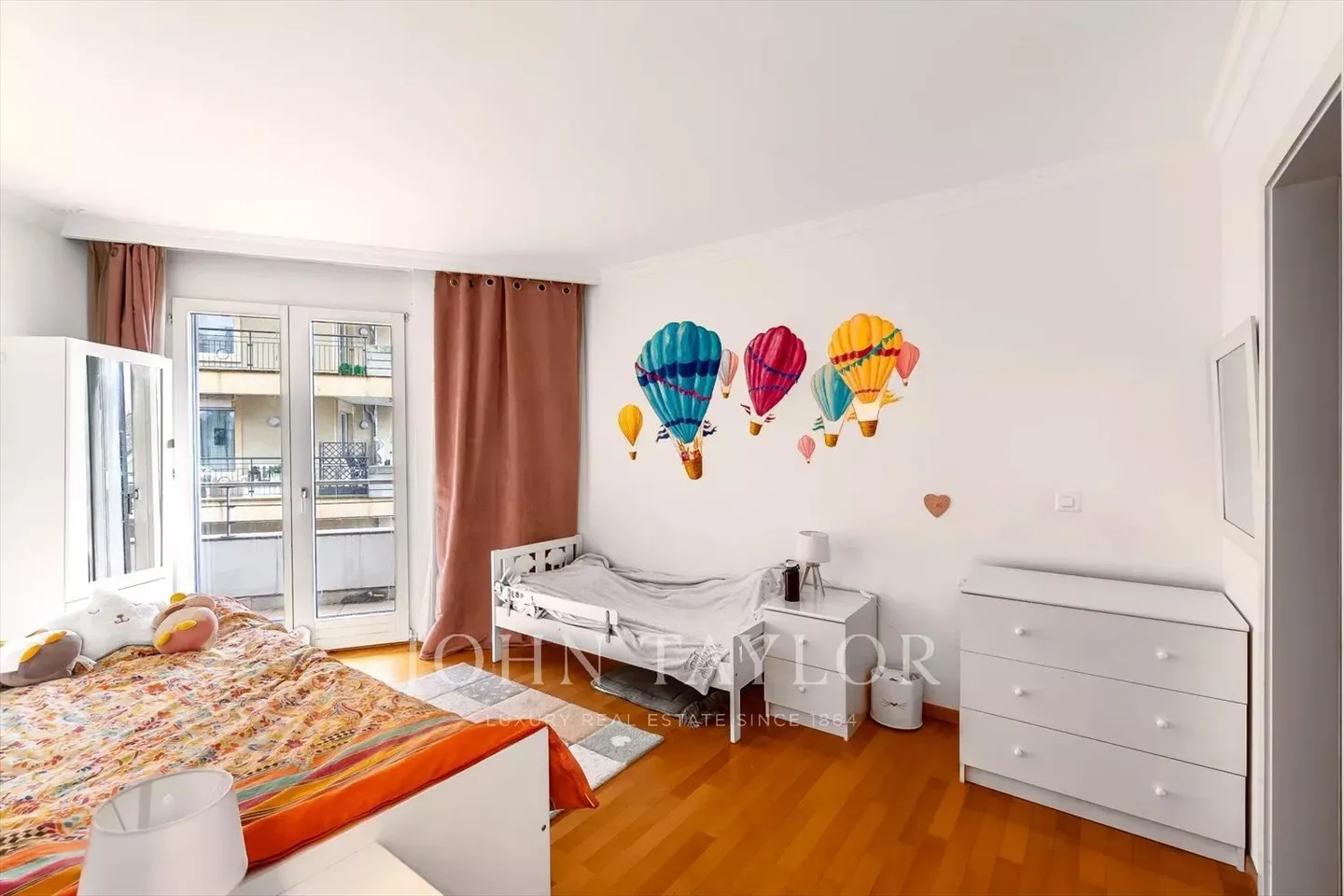 Superb  lakefront apartment - Foto 8 von 10