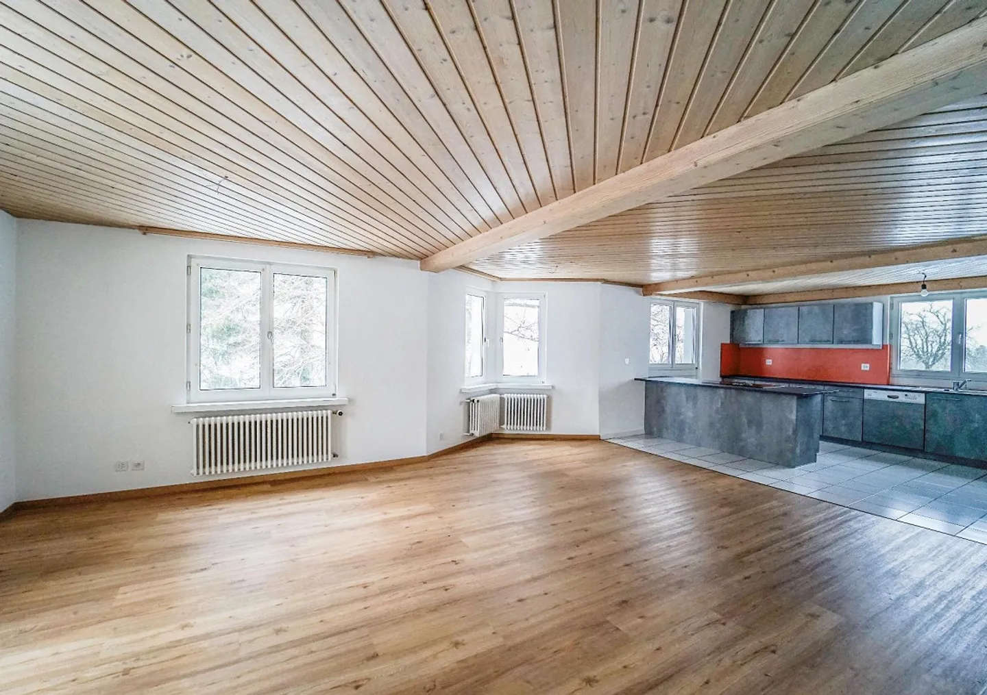 Modernisiertes Reiheneckhaus im Grünen mit schöner Aussicht - Foto 9 von 20