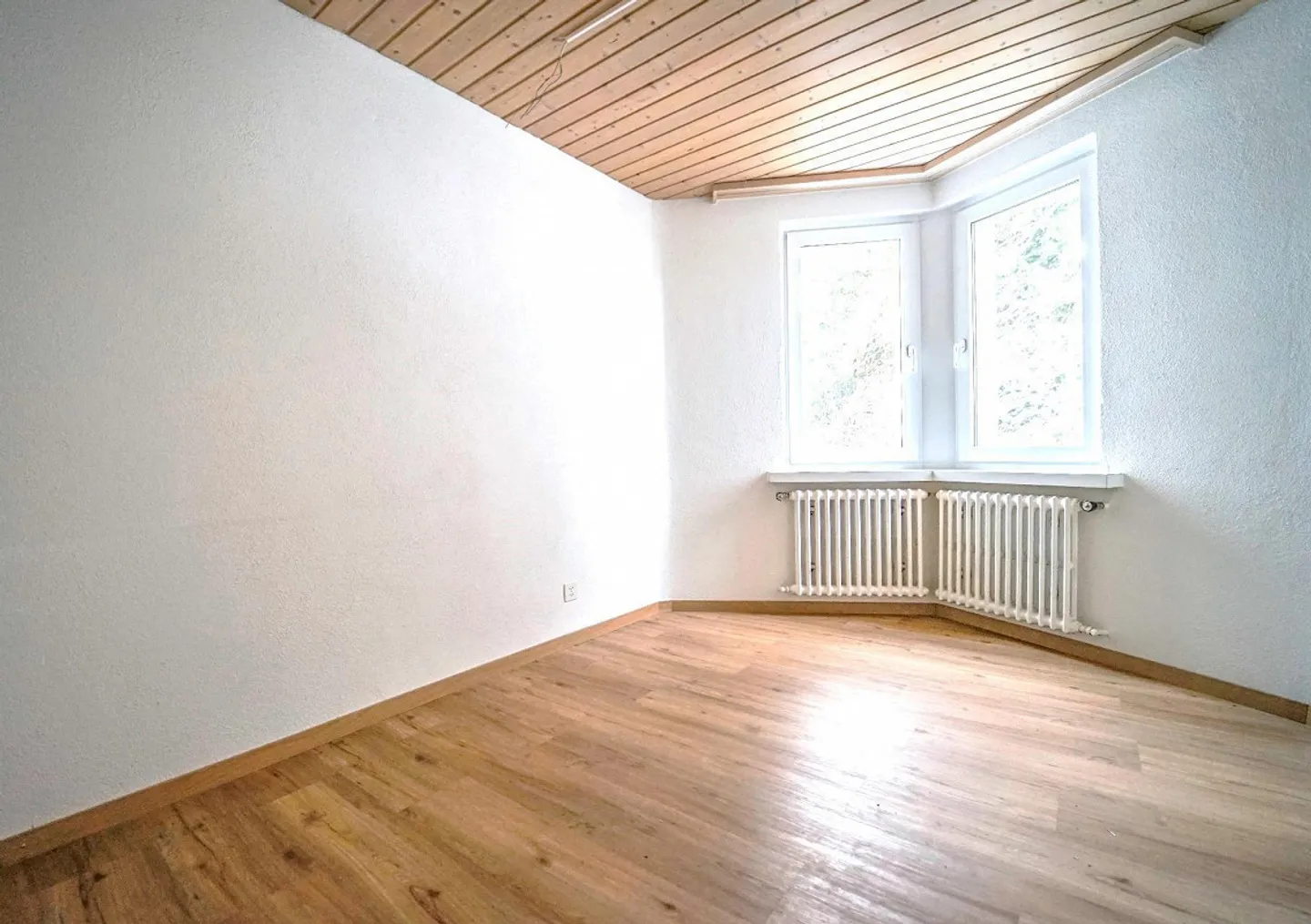 Modernisiertes Reiheneckhaus im Grünen mit schöner Aussicht - Foto 11 von 20