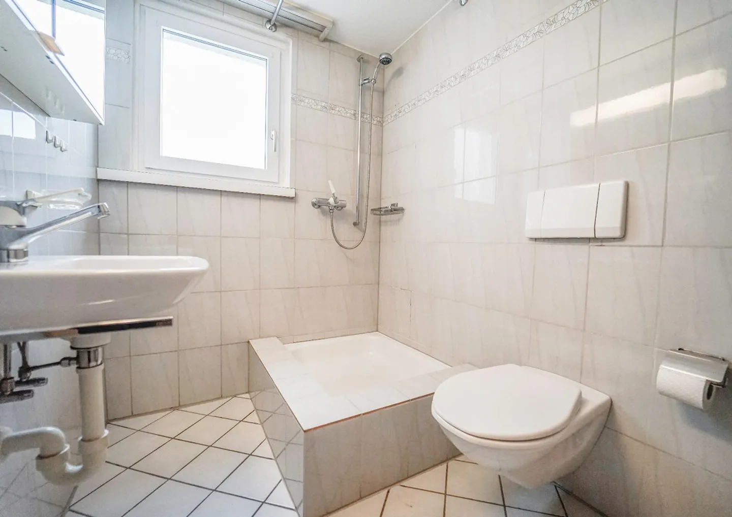 Modernisiertes Reiheneckhaus im Grünen mit schöner Aussicht - Foto 13 von 20