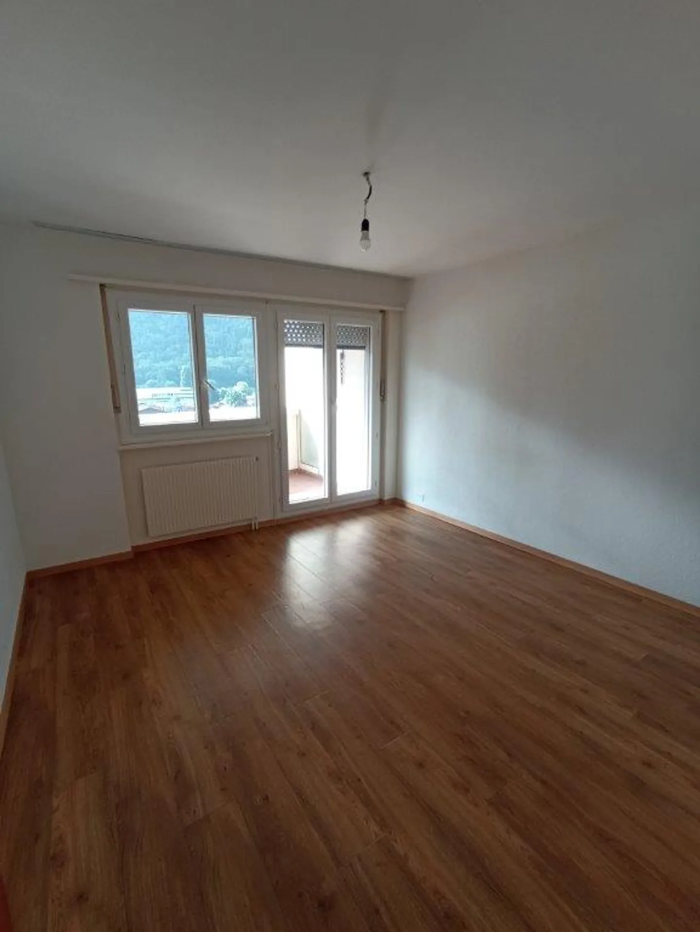 Appartement 2,5 pièces situé au 9ème étage - Photo 4 sur 8