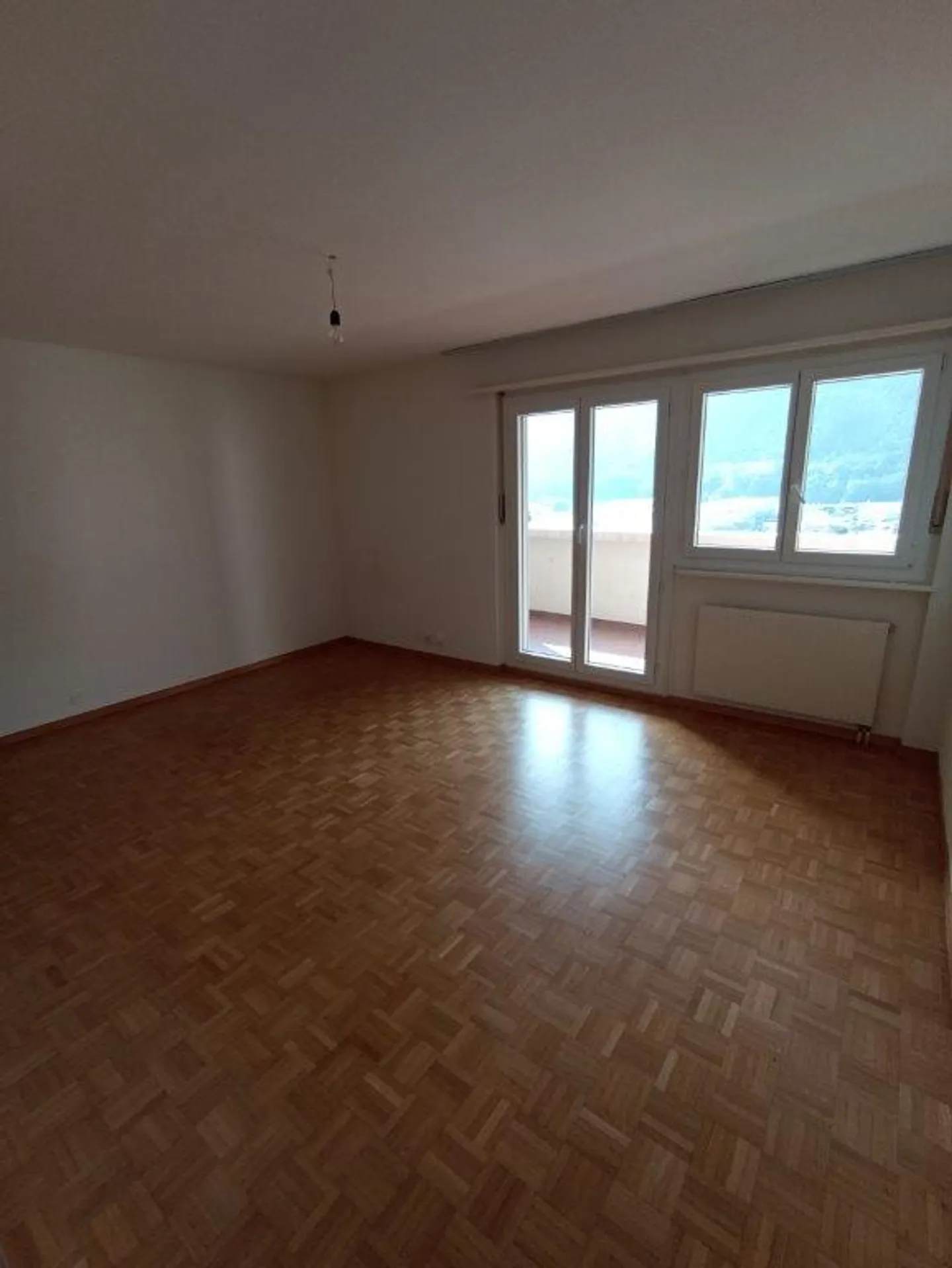 Appartement 2,5 pièces situé au 9ème étage - Photo 5 sur 8