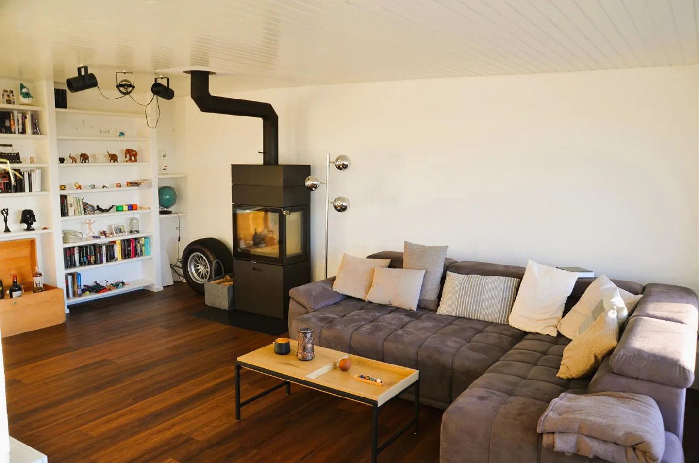 Spacious 5.5-room penthouse apartment with a wide view - Photo 1 of 15