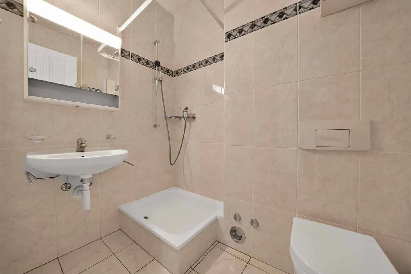 Appartement de quatre pièces au 2ème étage - 1003 Lausanne - Photo 13 sur 13