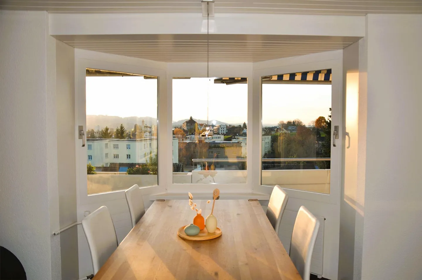 Spacious 5.5-room penthouse apartment with a wide view - Photo 2 of 15