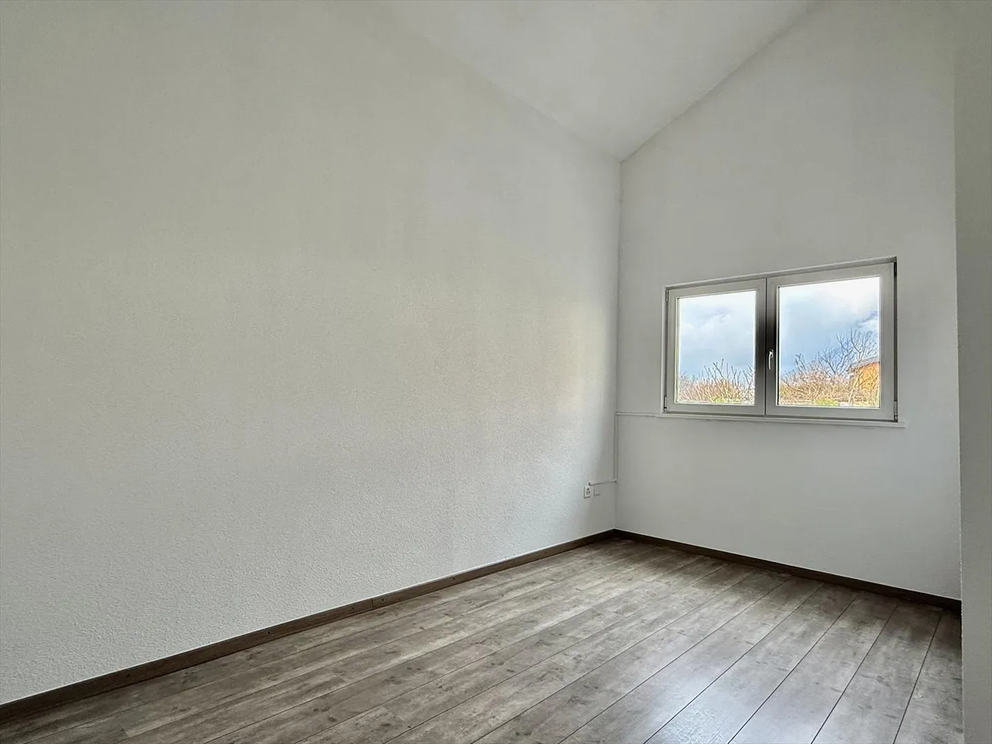 Magnifique appartement de 4,5 pièces - belle terrasse avec vue dégagée - Photo 11 sur 13