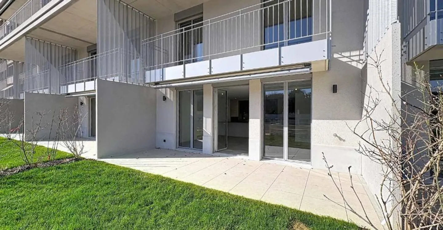 New Duplex in the Heart of Neuchâtel - Photo 8 of 9