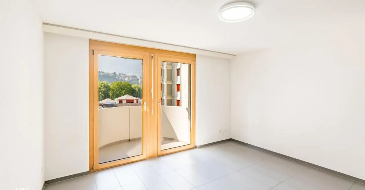 Kompakt, hell, gut gelegen: Studio mit Balkon und Keller - Foto 2 von 11