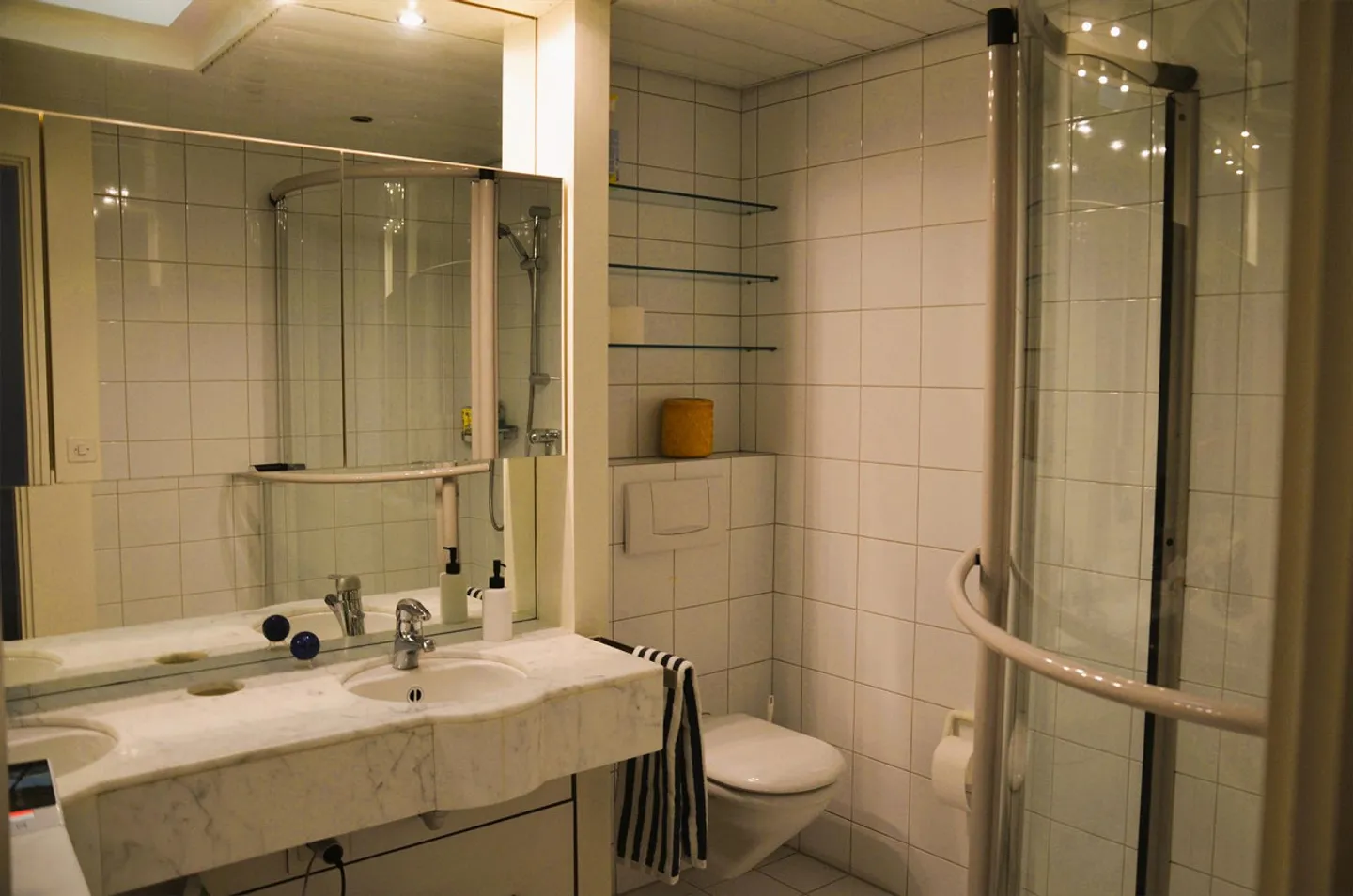 Spacious 5.5-room penthouse apartment with a wide view - Photo 7 of 15