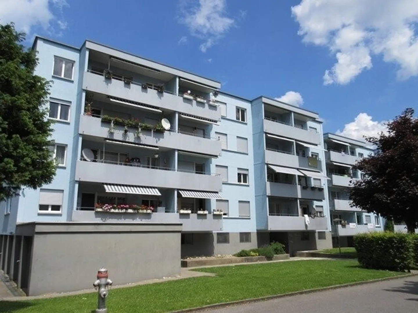 Appartamento 3.5 locali con balcone e opzione di parcheggio - Foto 1 di 6