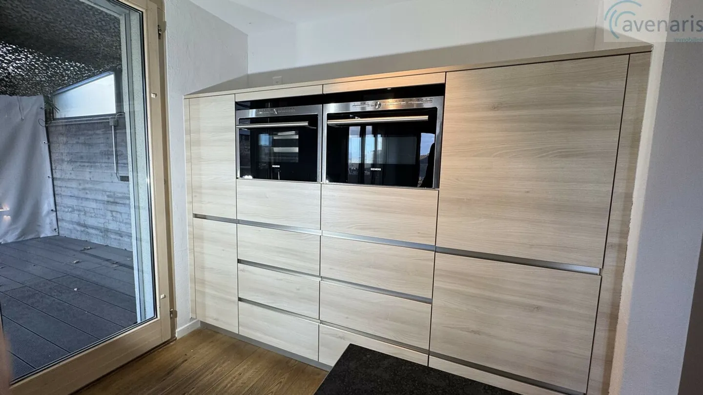 Ampia casa di 4,5 stanze con vista splendida - Foto 4 di 23