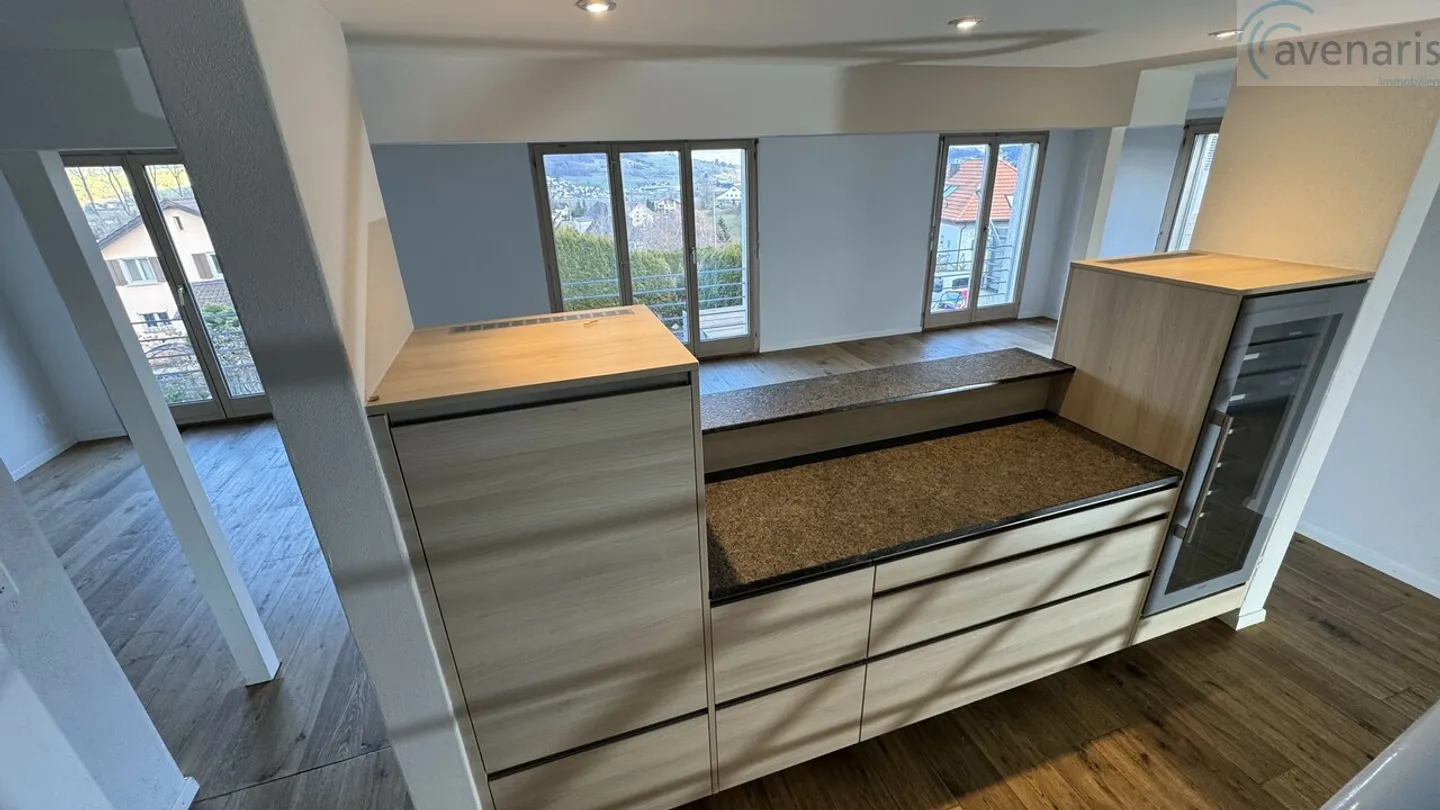 Ampia casa di 4,5 stanze con vista splendida - Foto 6 di 23