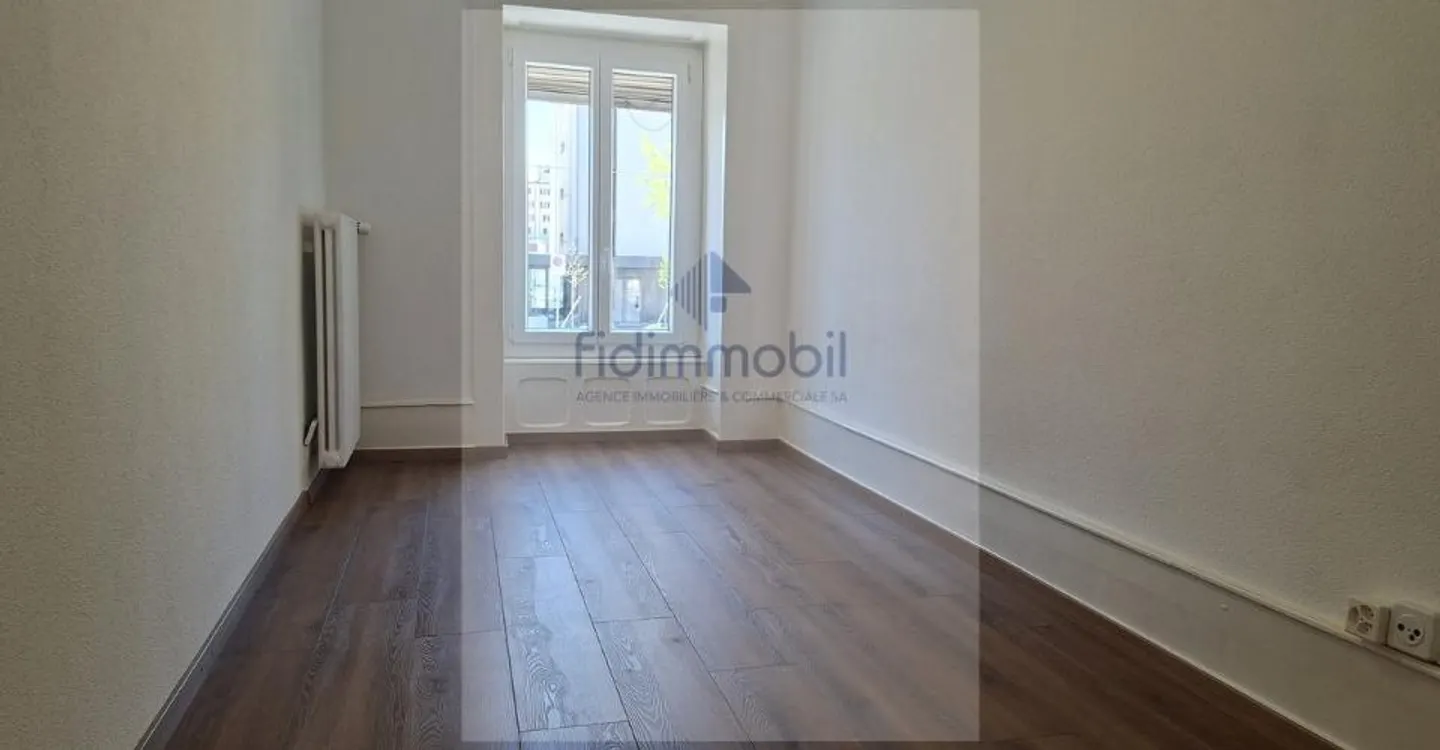 Schöne moderne 2-Zimmer-Wohnung, Léopold-Robert 128, La Chaux-de-Fonds - Foto 3 von 5