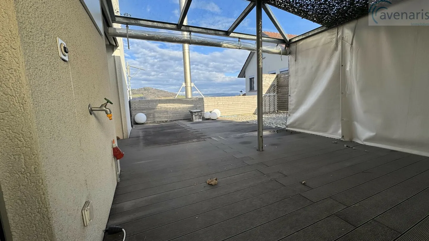 Ampia casa di 4,5 stanze con vista splendida - Foto 18 di 23