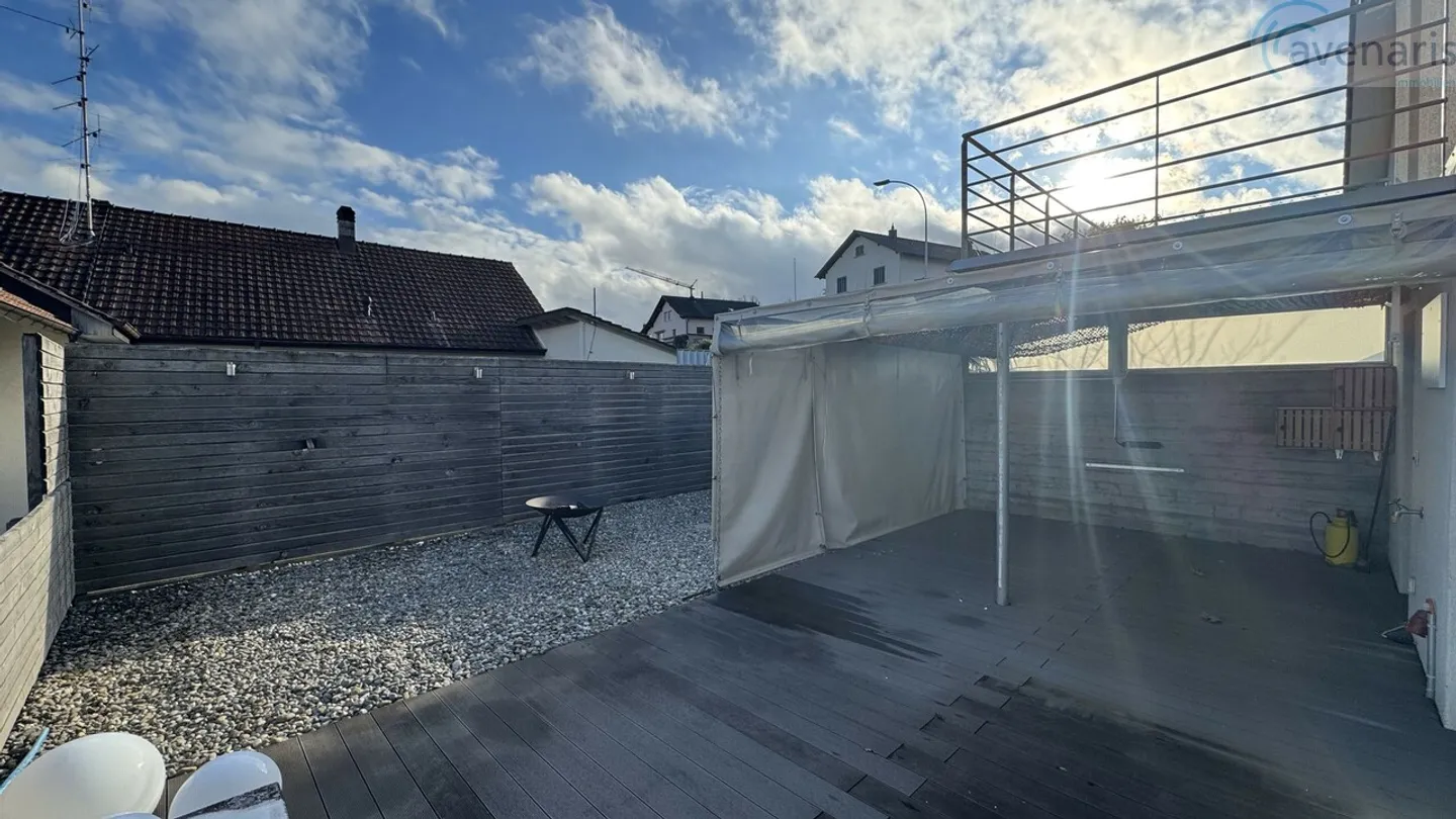 Ampia casa di 4,5 stanze con vista splendida - Foto 19 di 23