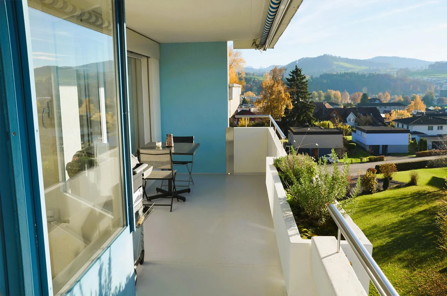 Spacious 5.5-room penthouse apartment with a wide view - Photo 11 of 15