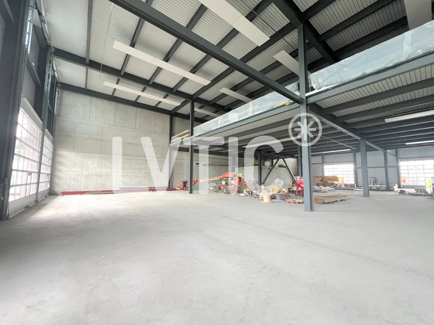 Industriehalle, Werkstätten, Lagerräume ab 500 m2 in Saint-Aubin zu vermieten - Foto 4 von 8