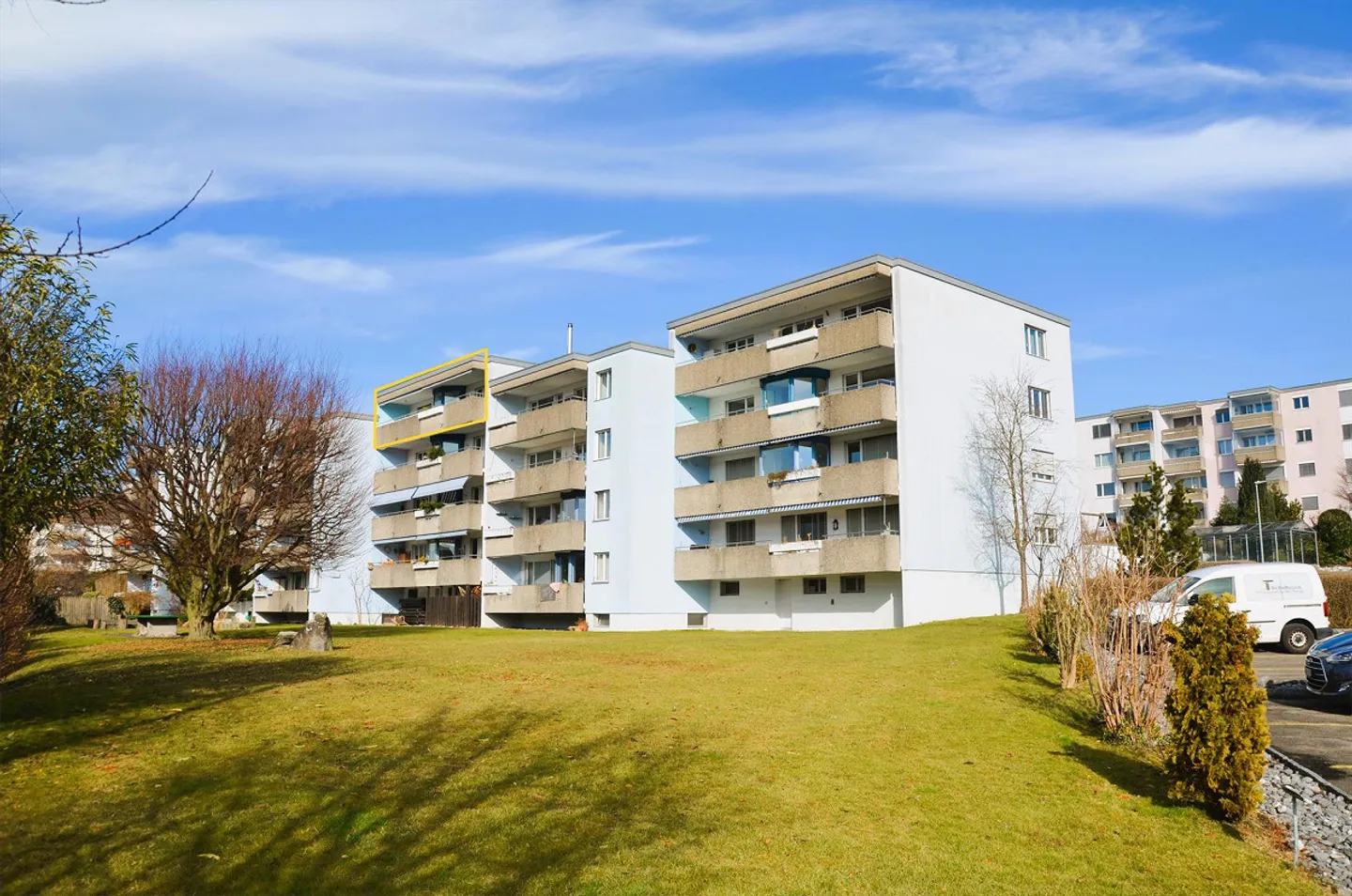 Spacious 5.5-room penthouse apartment with a wide view - Photo 14 of 15