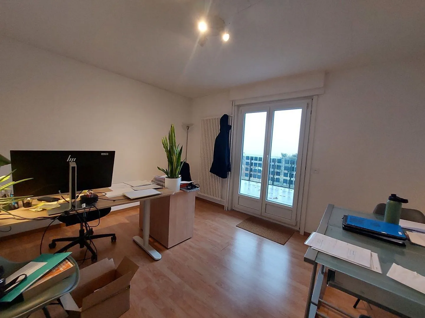 Maison comprenant deux appartements indépendants ainsi que des locaux à usage de bureaux - Photo 9 sur 13