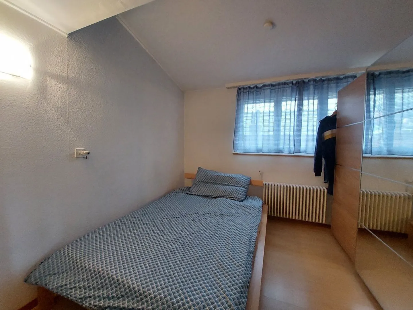 Maison comprenant deux appartements indépendants ainsi que des locaux à usage de bureaux - Photo 8 sur 13