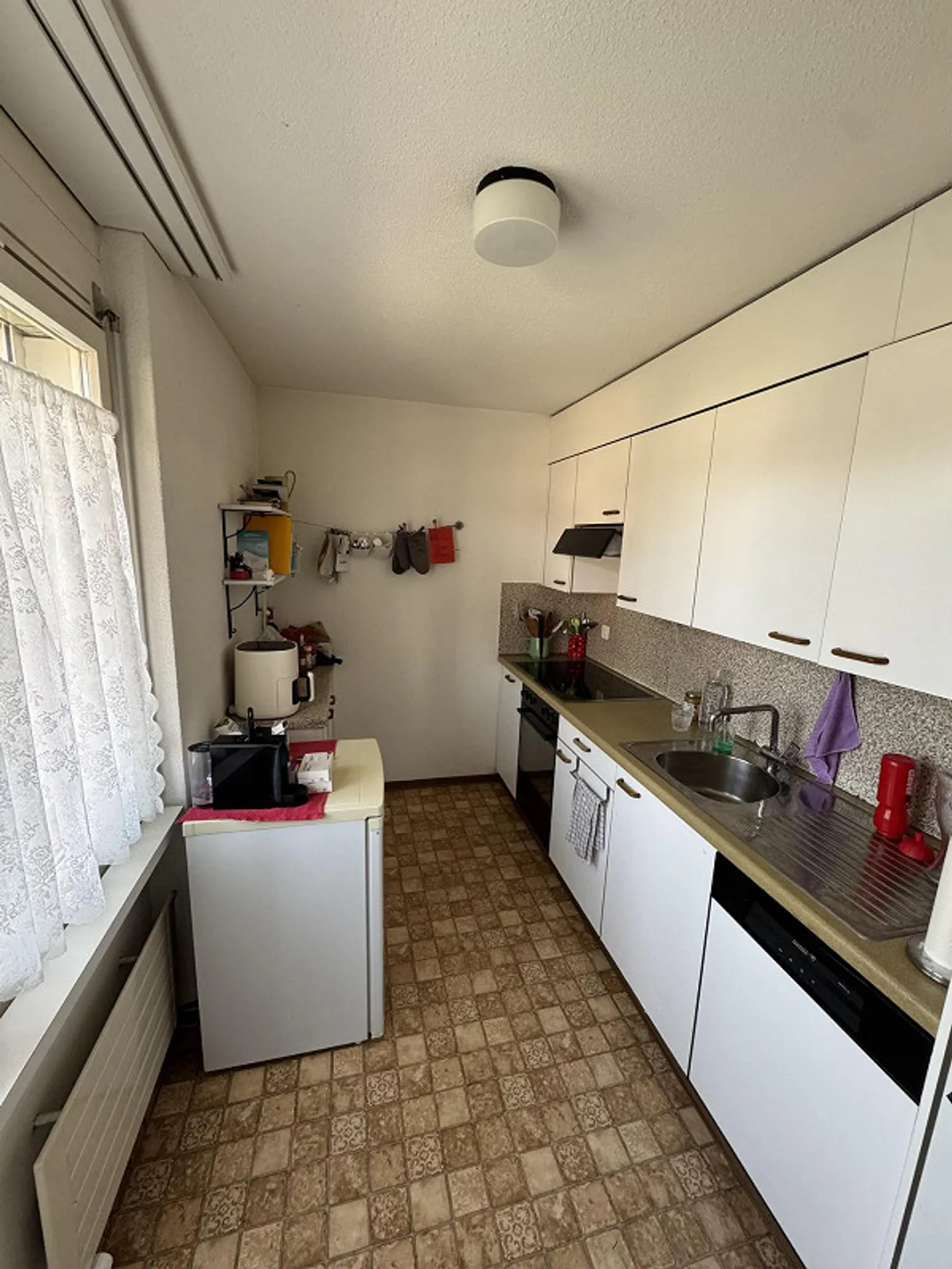 4.5 Room Apartment in Brüttisellen / Limited until 30.11.2027 - Photo 4 of 10