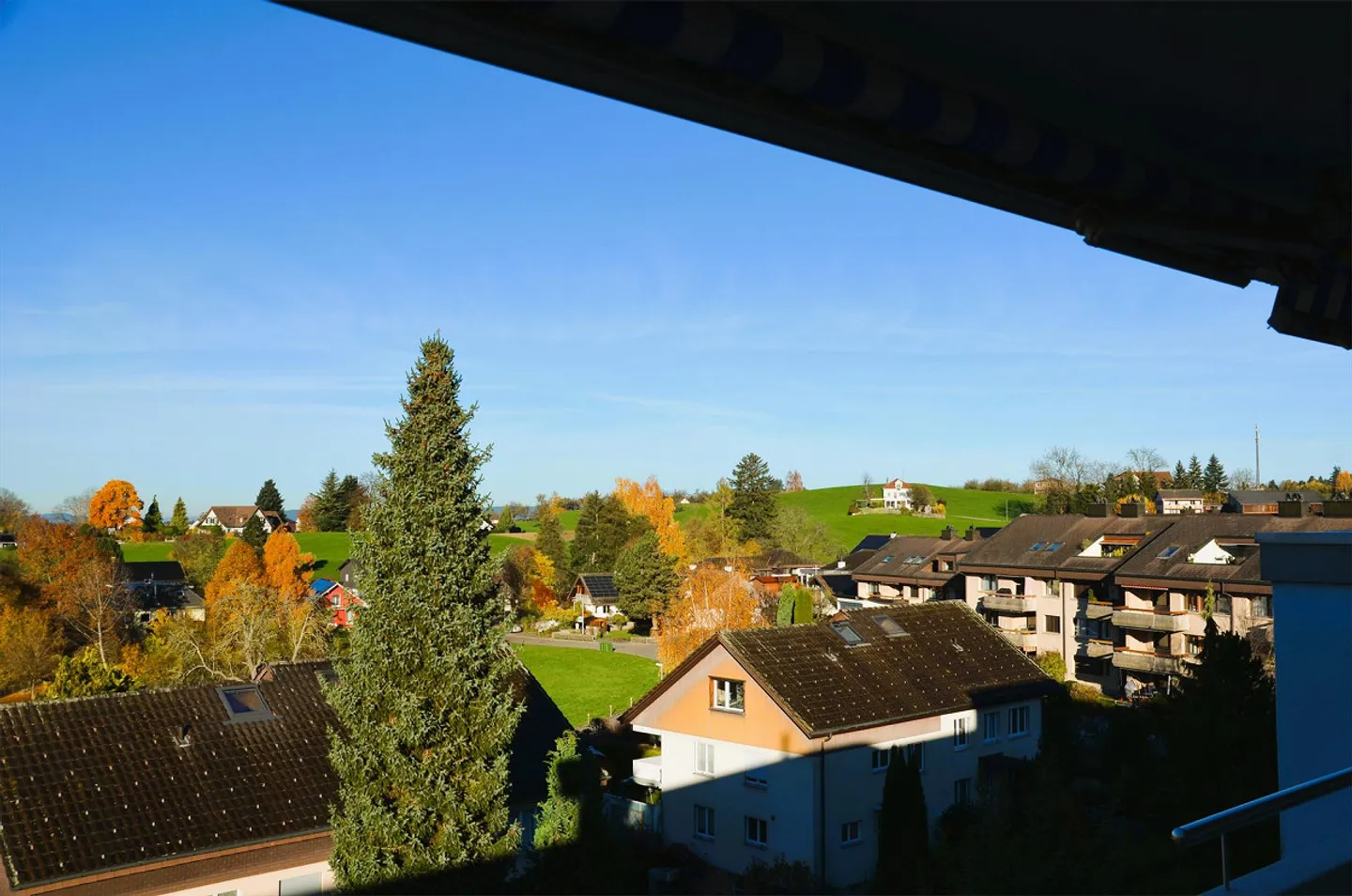 Spacious 5.5-room penthouse apartment with a wide view - Photo 15 of 15