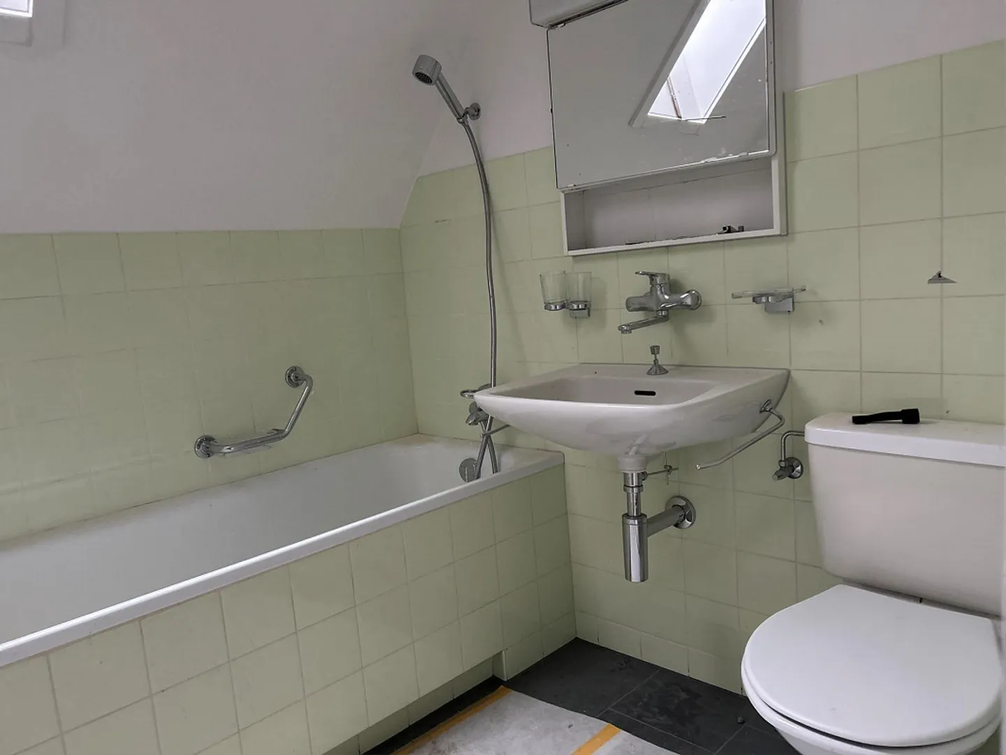 Appartamenti mansardati ristrutturati vicino alla stazione centrale - Foto 8 di 10